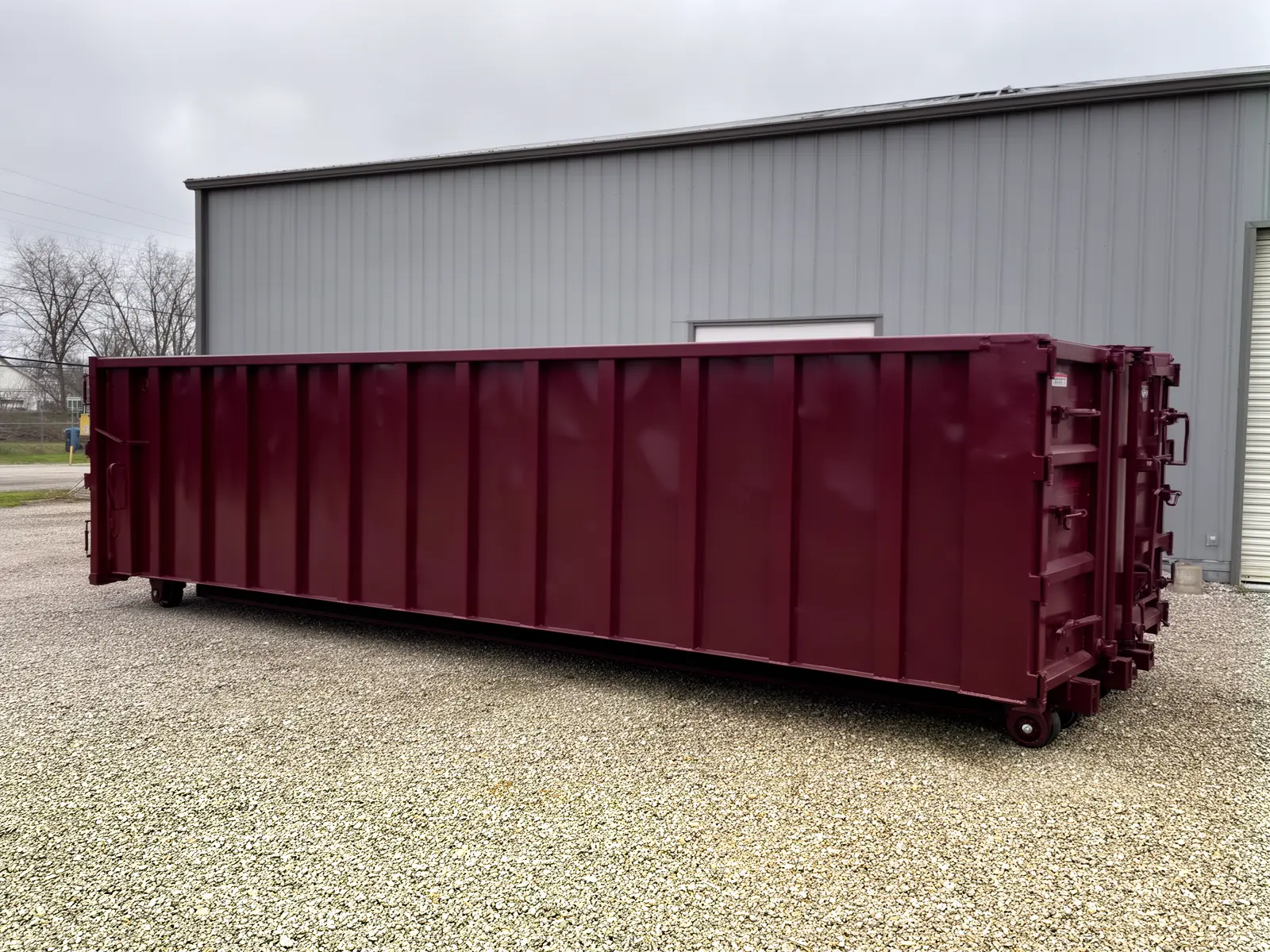 Roll-off dumpster from Chestnut Ridge Dumpster Rental in Indio, CA